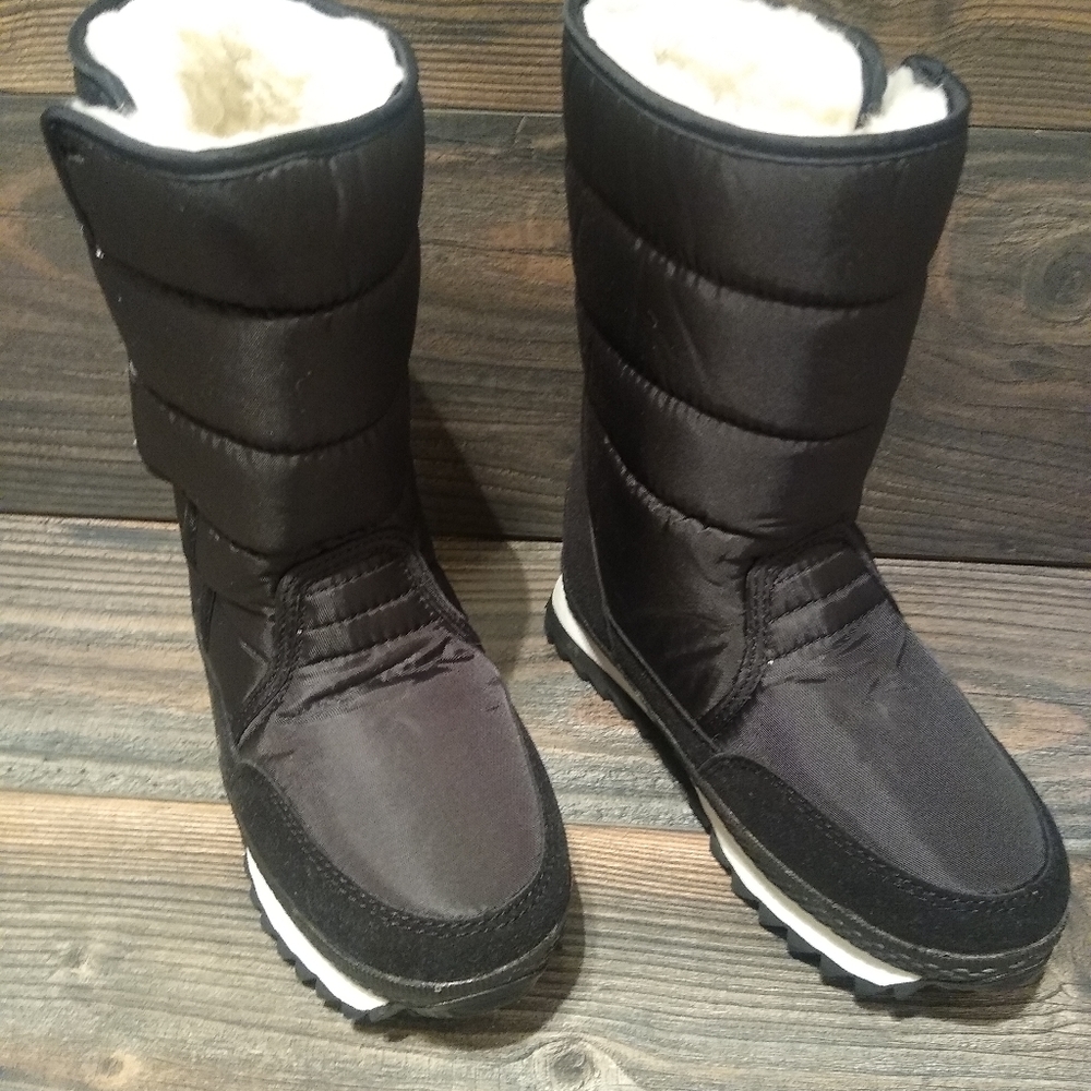 Enplei Women's Waterproof Frosty Snow Boot